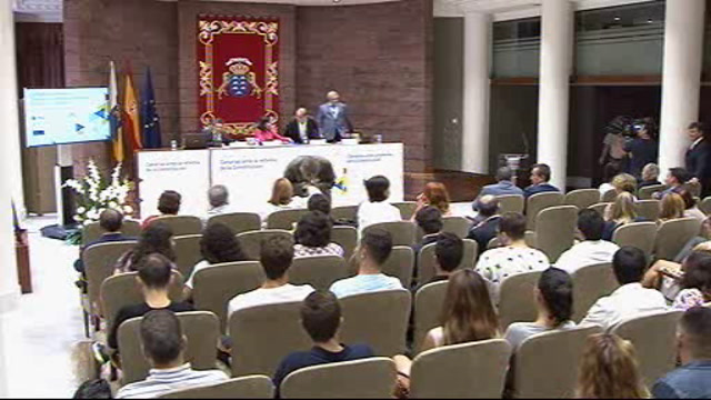 Conferencia autonómica "Canarias ante la reforma de la Constitución"