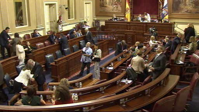 Pleno del Parlamento (14/abr/2015 10:30)