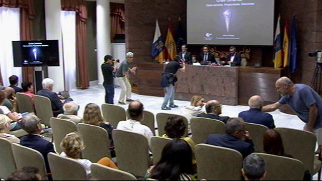 Conferencia "Crisis climática: observaciones, proyecciones y soluciones", impartida por D. Javier Arístegui Ruiz