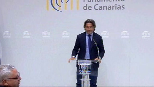 Rueda de prensa del presidente del Parlamento de Canarias