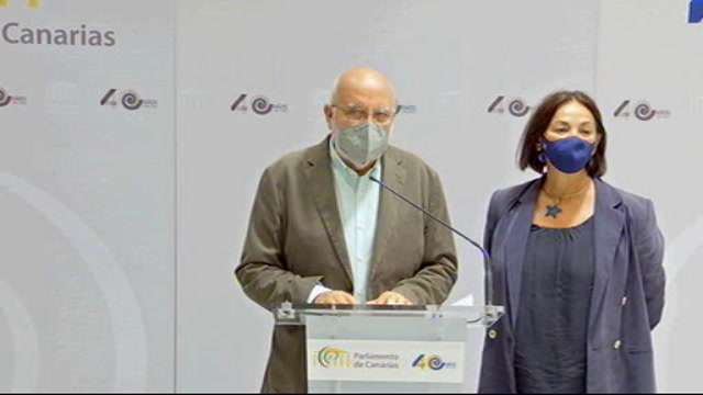 Rueda de prensa del GP Sí Podemos Canarias sobre iniciativas para abordar el problema de la electricidad